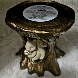 Rare HTF Squirrel in Tree Stump 3-Wick Candle Pedestal - Retired Fall Decor